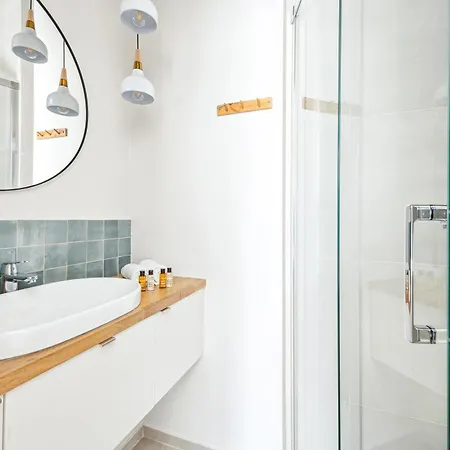 Lejlighed Veeve - A Vision In White Paris